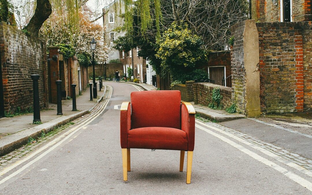 Pengembangan Usaha Mikro di Desa Kamal Melalui Pelatihan